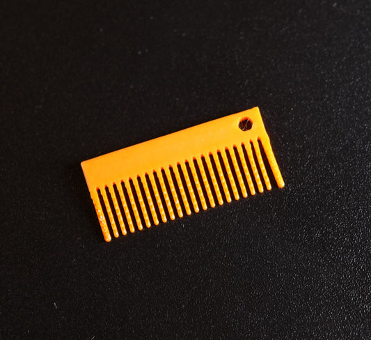 Tiny Comb